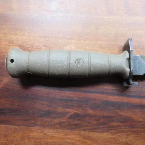 AUSTRIAN 1981 GLOCK MILITARY SAW BACK FIGHTING KNIFE & SCABBARD