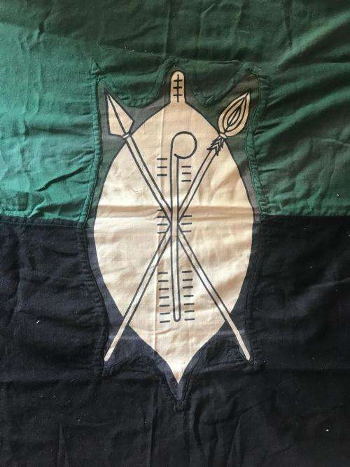RHODESIAN AFRICAN RIFLES FLAG-EXTREMELY RARE-MAKERS LABEL-WILLIAM SMITH & GOUROCK-MEASURES 183X93 CM