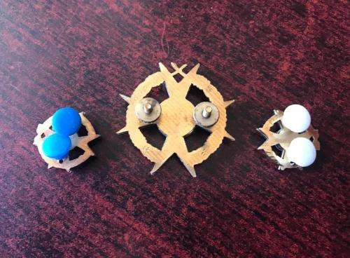 CHAPLAINS BI METAL WITH ENAMEL CENTRE,CAP & COLLARS-APPROVED IN 1967 FOR ARMY & AIR FORCE CHAPLAINS