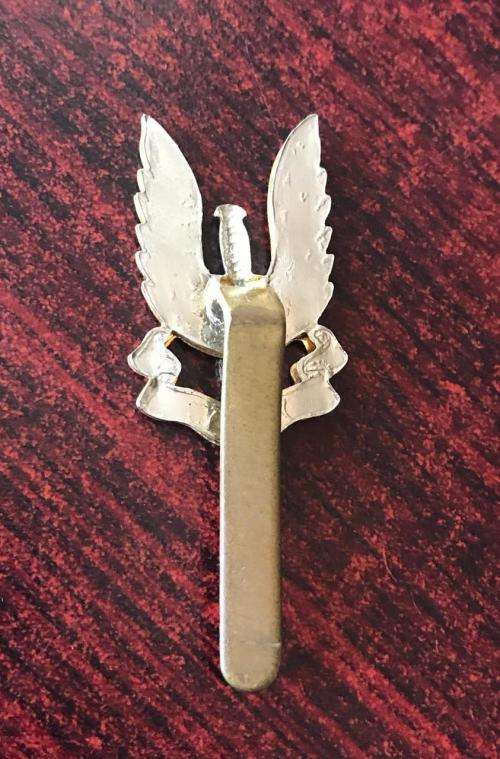 BRITISH SAS CAP BADGE WITH SLIDER-ORIGINAL