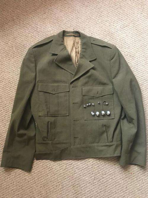 BUNNY JACKET-SIZE MEDIUM-MEASURES 52 CM ARMPIT TO ARMPIT-ALL BUTTONS INCLUDED  WITH JACKET