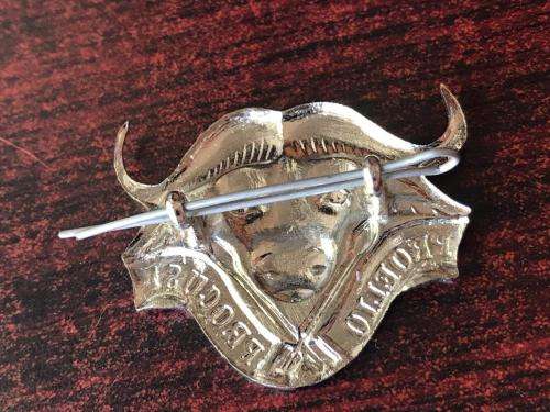 32 BATTALION CHROMED & ENAMEL CAP BADGE-APPROVED IN 1977-GUARANTEED ORIGINAL