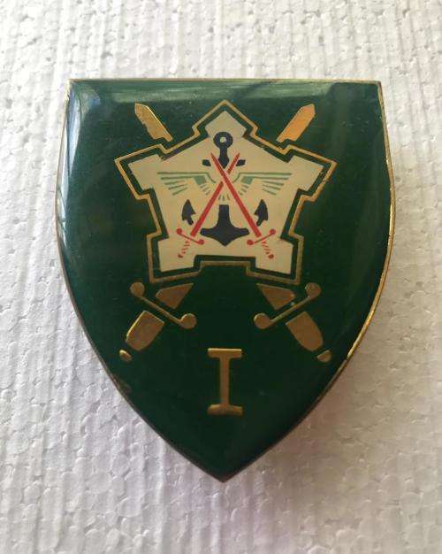 CHIEFF OF STAFF PERSONNEL WHITE MIDDLE TYPE FLASH- 3 PINS- ORIGINAL