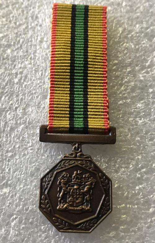 MINIATURE SA RAILWAY POLICE MEDAL FOR FAITHFUL SERVICE (1980)