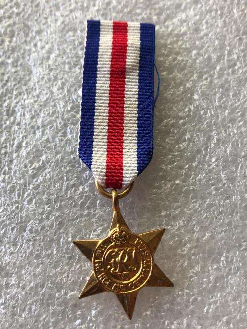 MINIATURE FRANCE & GERMANY STAR