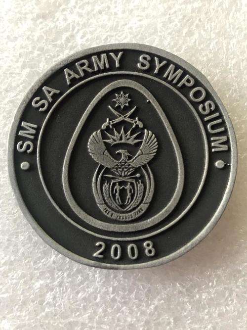 4 ARTILLERY REGIMENT MEDALLION-DIAMETER 40 MM