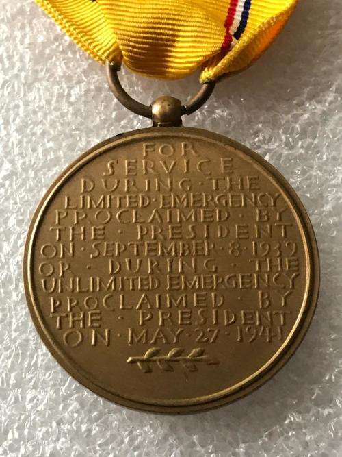 FULL SIZE AMERICAN DEFENCE SERVICE MEDAL-INSTITUTED 8 SEPT 1939 - 2 MARCH 1946
