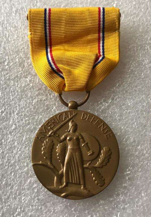 FULL SIZE AMERICAN DEFENCE SERVICE MEDAL-INSTITUTED 8 SEPT 1939 - 2 MARCH 1946