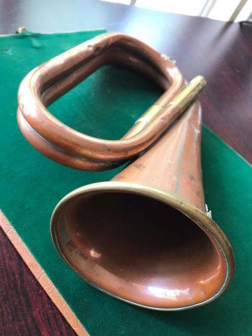ORIGINAL HEAVY COPPER BUGLE WITH 20 FOOT LANCASHIRE FUSILIERS BADGE WORD FROM 1889