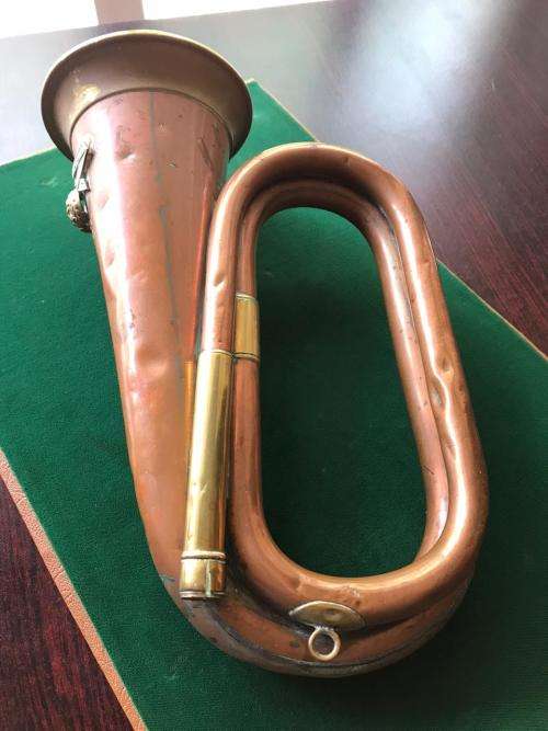 ORIGINAL HEAVY COPPER BUGLE WITH 20 FOOT LANCASHIRE FUSILIERS BADGE WORD FROM 1889