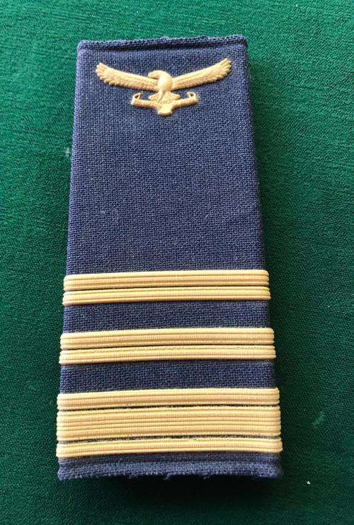 SAAF LT. COLONEL SINGLE RANK SLIP ON