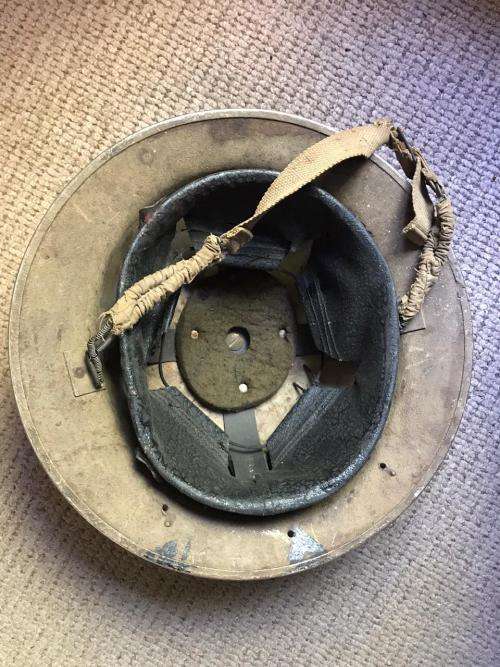 WW2 BRODIE HELMET JAGER BRAND WITH MILITARY MARKINGS & DATED 1942 ON THE INSIDE