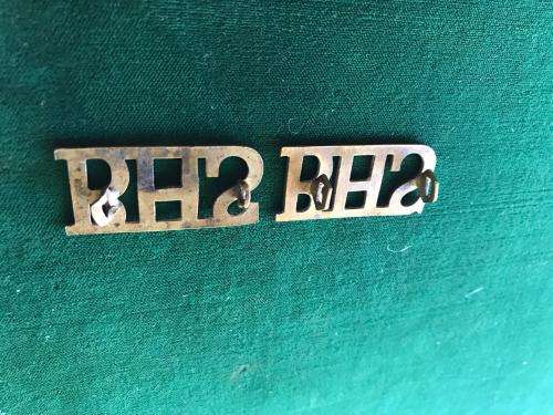 UNKNOWN BRASS TITLE PAIR-WW1