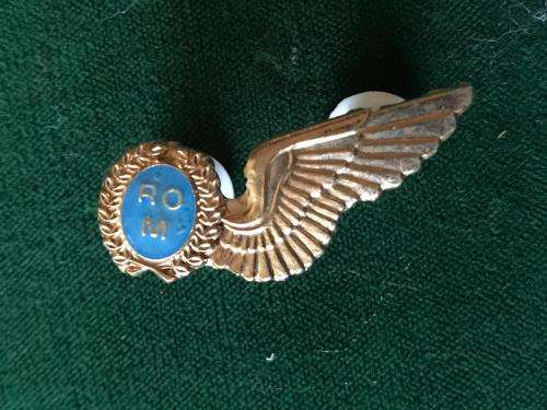 SAAF RADIO OPERATOR MESS DRESS BADGE IN GOLD-WORN 1992-2003- 2 PINS
