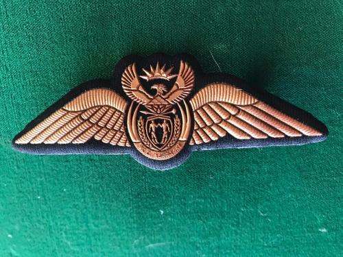 SAAF TUPPER PILOTS WING IN BRONZE-WORN POST 2003- 2 PINS