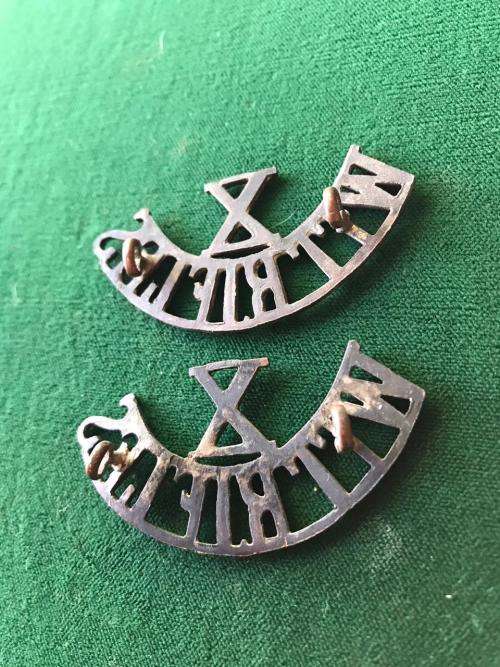 WITWATERSRAND RIFLES SHOULDER TITLE PAIR-1913-1932- LUGS INTACT