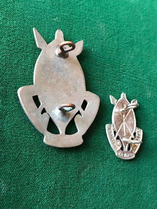 RHODESIAN AFRICAN RIFLES CAP & COLLARS-WORN UP TO 1980- LUGS INTACT