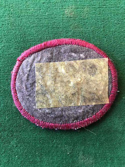 RECCE REGT.6TH ISSUE 1990-1993 BERET BADGE-BRIGHTER GOLD LUREX WREATH,SILVER LUREX AND BLACK THREAD