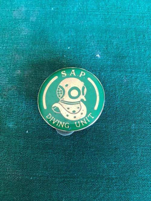 POLICE DIVING UNIT, GOLD AND GREEN LUCITE COVERED BREAST BADGE- 3 PINS