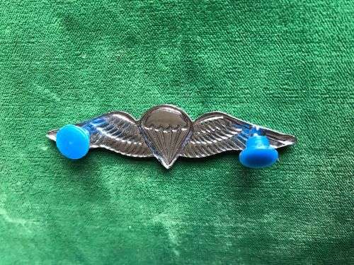 ADVANCED PARA WING -INTRODUCED 1979-CHROME AND ENAMEL- 2 PINS- FULL SIZE
