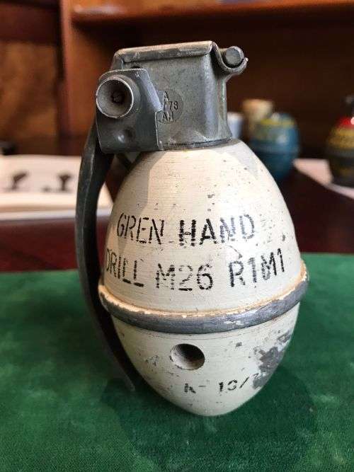 DRILL M26 R1 M1 HAND GRENADE DEVELOPED BY THE USA AND ENTERED SERVICE AROUND 1952-NICKNAMED THE LEMO