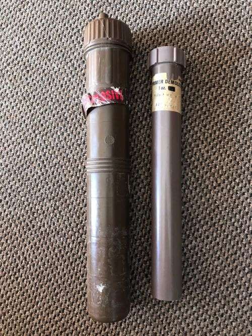 2X PLASTIC PRIMER HOLDERS-LENGTH 34 AND 40 CM