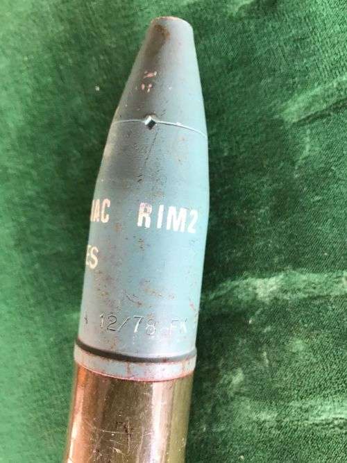 30 MM ROUND-HEIGHT 20 CM INERT- ITEM ONLY FOR DISPLAY PURPOSES