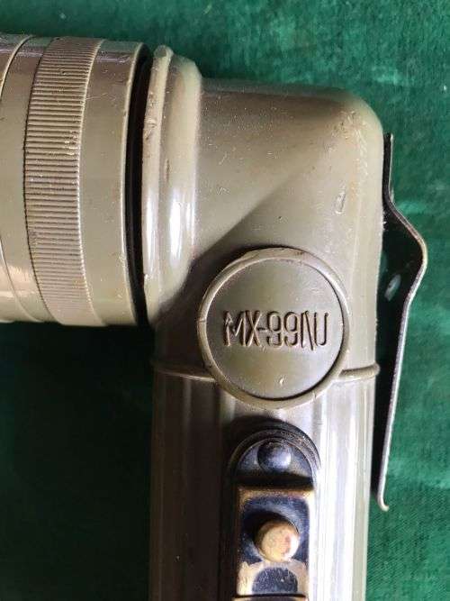 US ANGLED MILITARY TORCH,ISSUED TO US FORCES FROM WW2 PERIOD