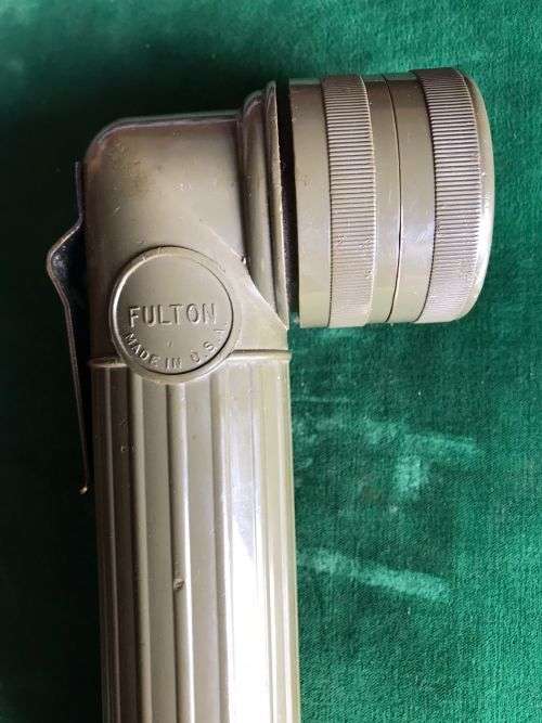 US ANGLED MILITARY TORCH,ISSUED TO US FORCES FROM WW2 PERIOD