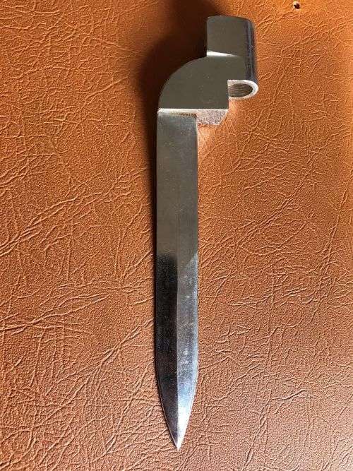 SA NO 9 BAYONET-THIS BAYONET HAS THE SAME SOCKET AS THE BRITISH NO 9 BUT THE BLADE FORM OF TH UZI S1