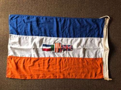 OLD SA STORM FLAG-POLYESTER -MEASURES 90 X 60 CM-VERY GOOD CONDITION-FLAG IS DATED 1983