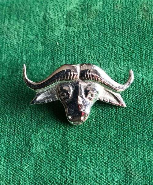 32 BATTALION PIN BADGE