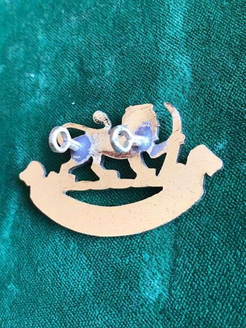 RHODESIA GENERAL SERVICE CORPS CAP BADGE-1970-1980-ANODISED- 2 LUGS