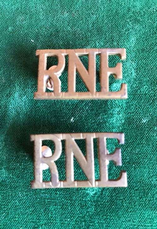 RHODESIA AND NYASSALAND ENGINEERS TITLE PAIR-LUGS INTACT-1949-50`S