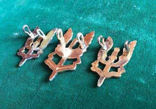 RHODESIA SAS ANODISED CAP AND COLLAR BADGES-1960`S-1980- LUGS COMPLETE