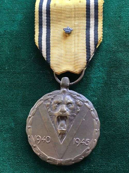 WW2 BELGIUM FULL SIZE MEDAL FOR 1940-45