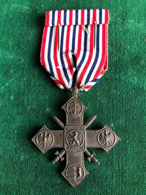 FULL SIZE WW2 CZECHOSLOVAKIA WAR CROSS