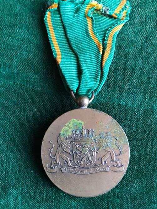 FULL SIZE NETHERLANDS 10 OR MORE YEARS VOLUNTARY SERVICE WITH ARMED FORCES