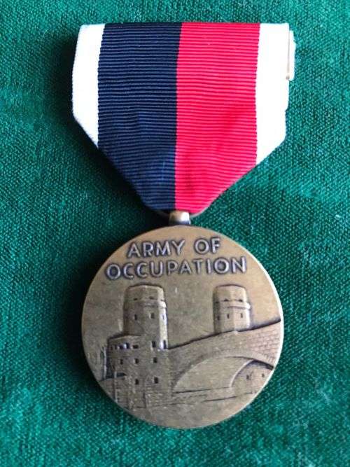 FULL SIZE USA WW2 ARMY OF OCCUPATION MEDAL