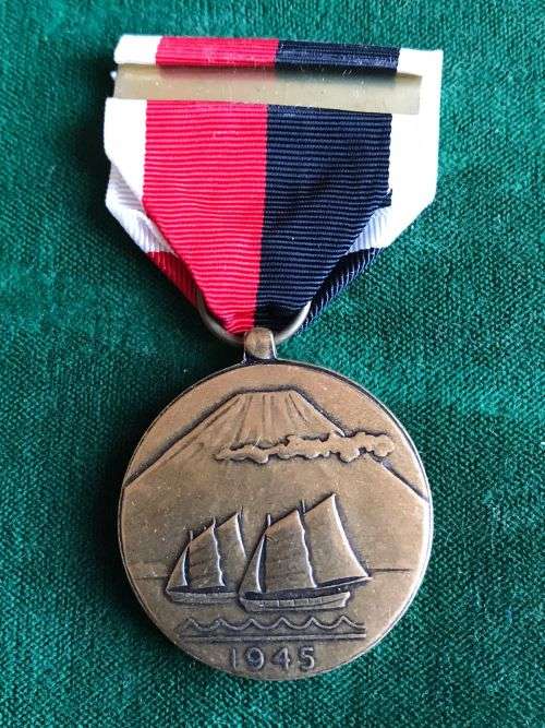 FULL SIZE USA WW2 ARMY OF OCCUPATION MEDAL