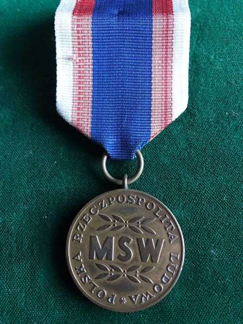 FULL SIZE POLISH MILITARY MEDAL-MINISTRY OF INTERNAL AFFAIRS FOR LONG SERVICE