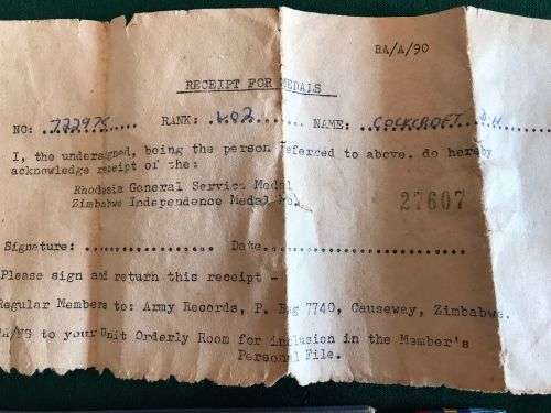 RHODESIA SAS GSM TO 2975 D.H. COCKROFT WITH ZIM INDEPENDENCE MEDAL (NUMBERED) WITH MINIATURES AND H