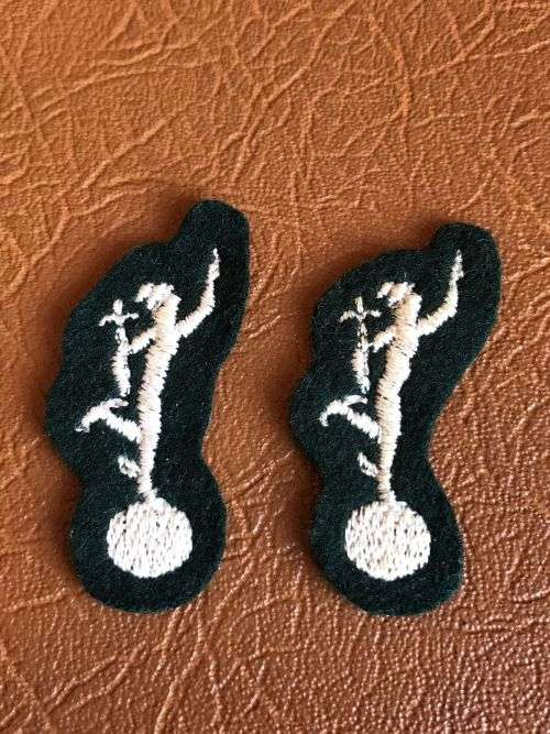 RHODESIAN SIGNALS SERGEANTS WHITE COTTON EMBROIDERED ON GREEN TWILL,ARM BADGE PAIR-1960`S-1980
