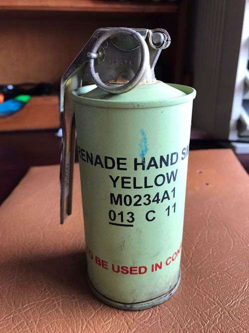 SADF PERIOD COLOURED (YELLOW) SIGNAL, SMOKE GRENADE -INERT