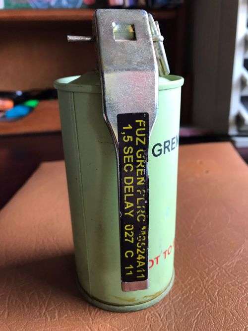 SADF PERIOD COLOURED (YELLOW) SIGNAL, SMOKE GRENADE -INERT