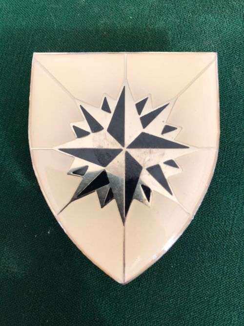 RECCE TRAINING WING FLASH-WAS TO BE BASED AT 1 RECCE-DUE TO THE DIVERSIFICATION OF TRAINING AND THE