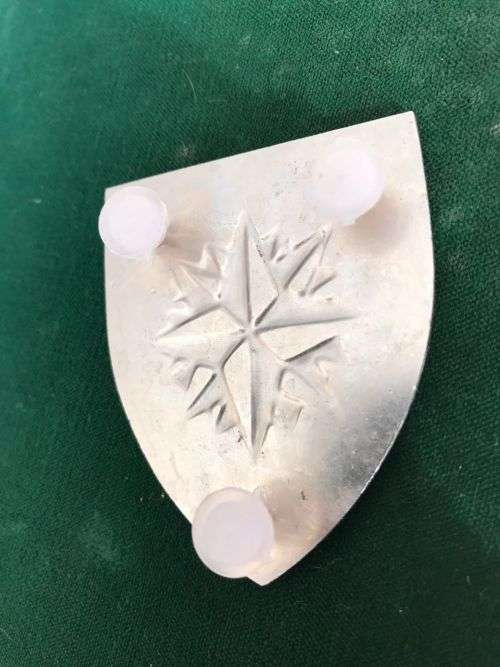 RECCE TRAINING WING FLASH-WAS TO BE BASED AT 1 RECCE-DUE TO THE DIVERSIFICATION OF TRAINING AND THE