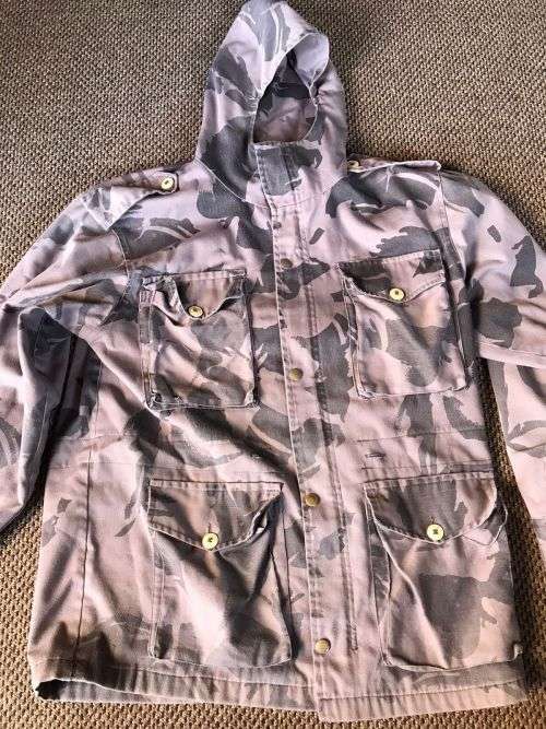 ARDO HUNTING CAMO FROM THE 1980`S JACKET-SIZE MEDIUM-MEASURES 53 CM FROM ARMPIT TO ARMPIT