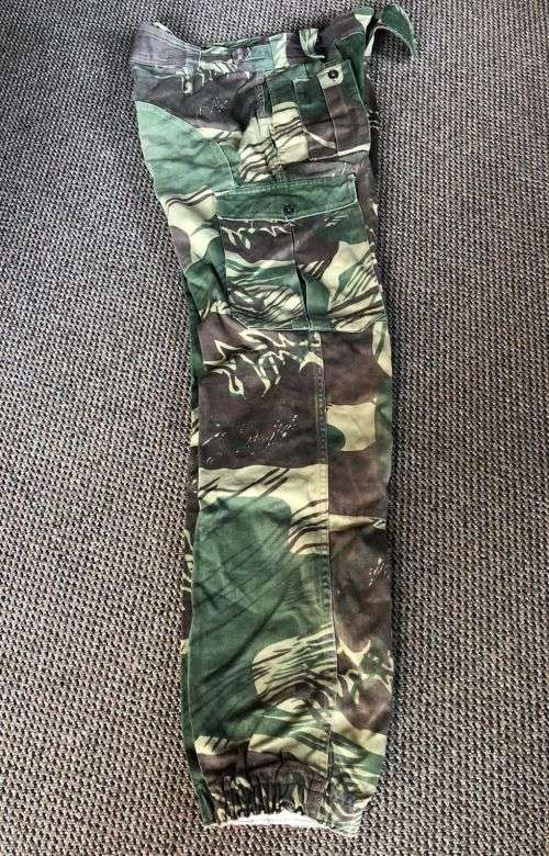 RHODESIAN CAMO PANTS-SIZE 32 WITH PIPE LENGTH OF 75 CM- CONDITION USED BUT GOOD