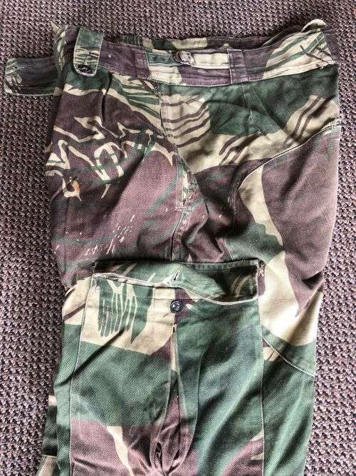 RHODESIAN CAMO PANTS-SIZE 32 WITH PIPE LENGTH OF 75 CM- CONDITION USED BUT GOOD